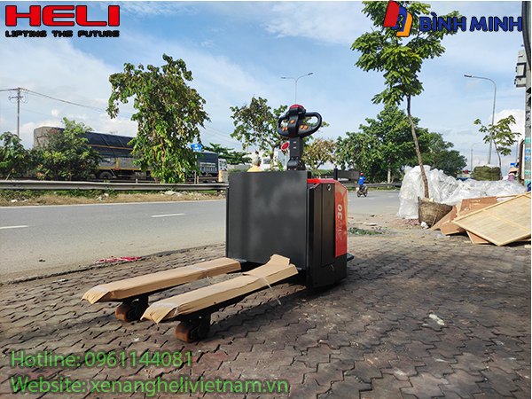 Phía Trước Xe Nâng Cbd30 460