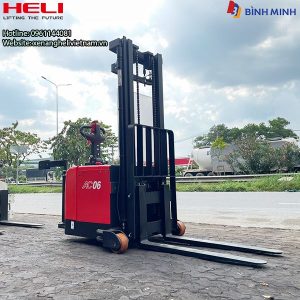 Phía Trước Xe Nâng điện 600 Kg