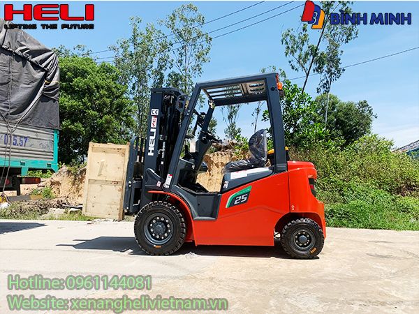 Xe Nâng điện 2,5 Tấn Lithiun