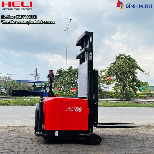 Xe Nâng Tay điện 600 Kg