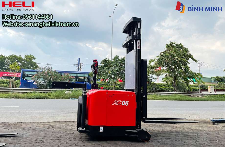 Xe Nâng Tay điẹn Cpd06