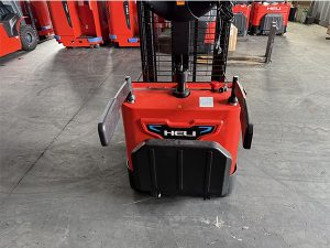Ảnh phía sau của xe nâng tay điện CDD20-TF